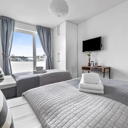 Sunset Apartment *