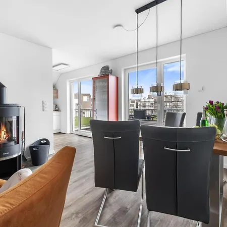 Sunset Apartment *